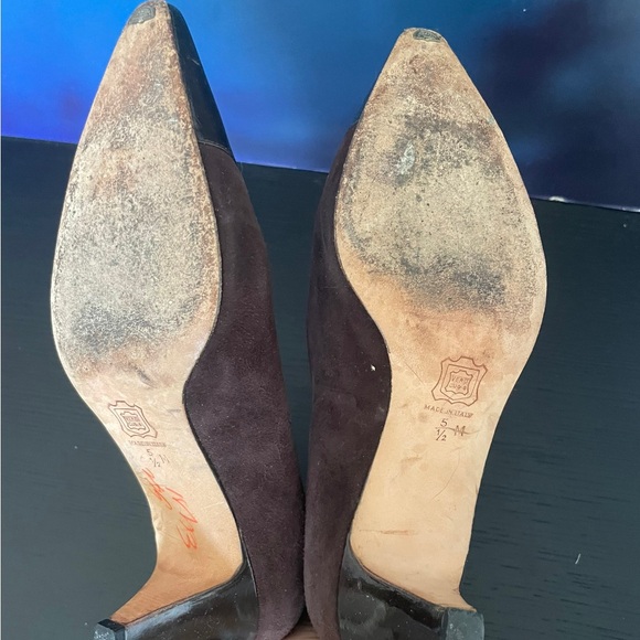 Silvia Fiorentina Brown Suede & Patent Leather Tip Pumps - Size 6 - Picture 8 of 8